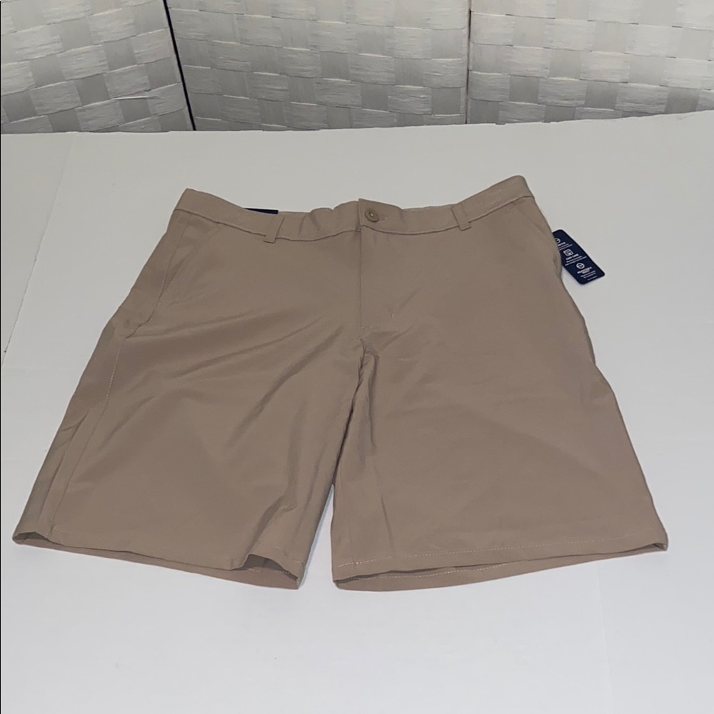 Izod Boys Size 20 Husky Tan Flat Front Performance Shorts